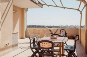 Top floor flat with sea view in Gallipoli